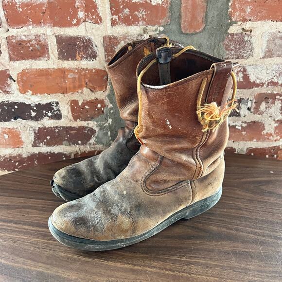 Destroyed Thrashed Men\'s Red Wing Boots Size 8.5 D main image 7